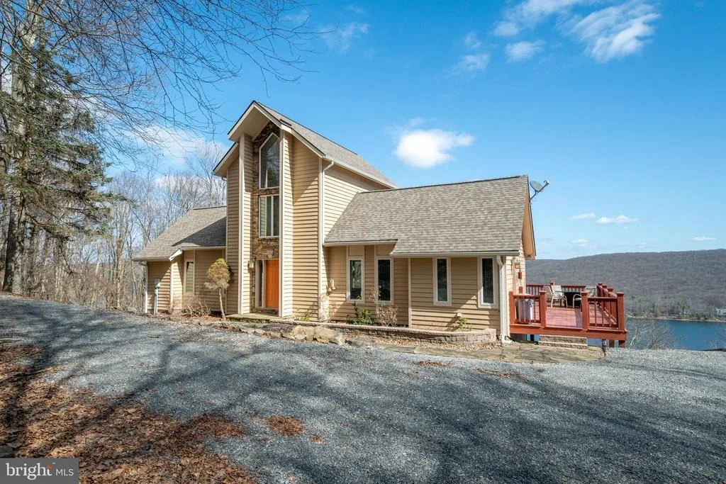 Photo of 164 GRANDVIEW DRIVE