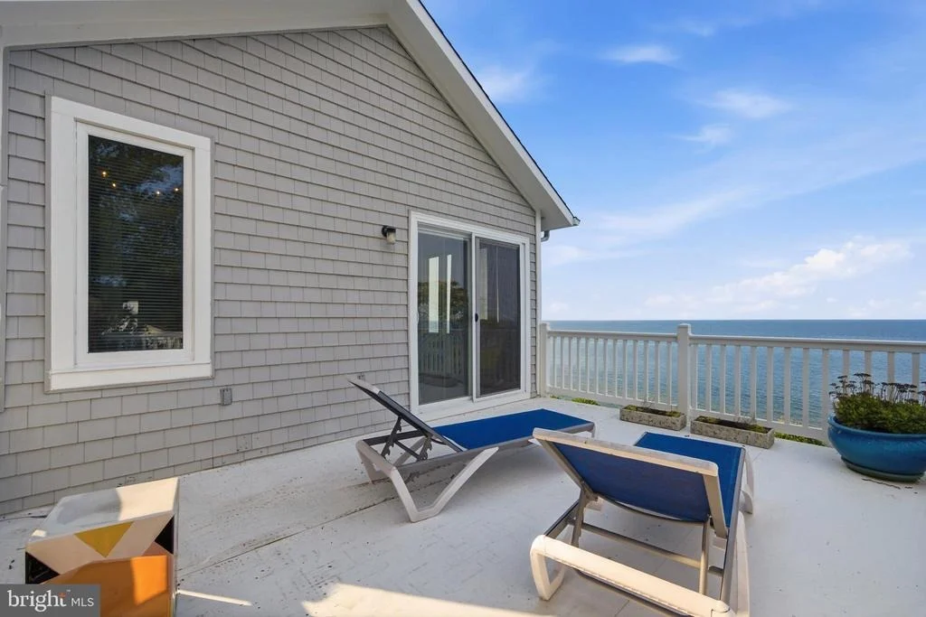Photo of 5424 BEACH DRIVE