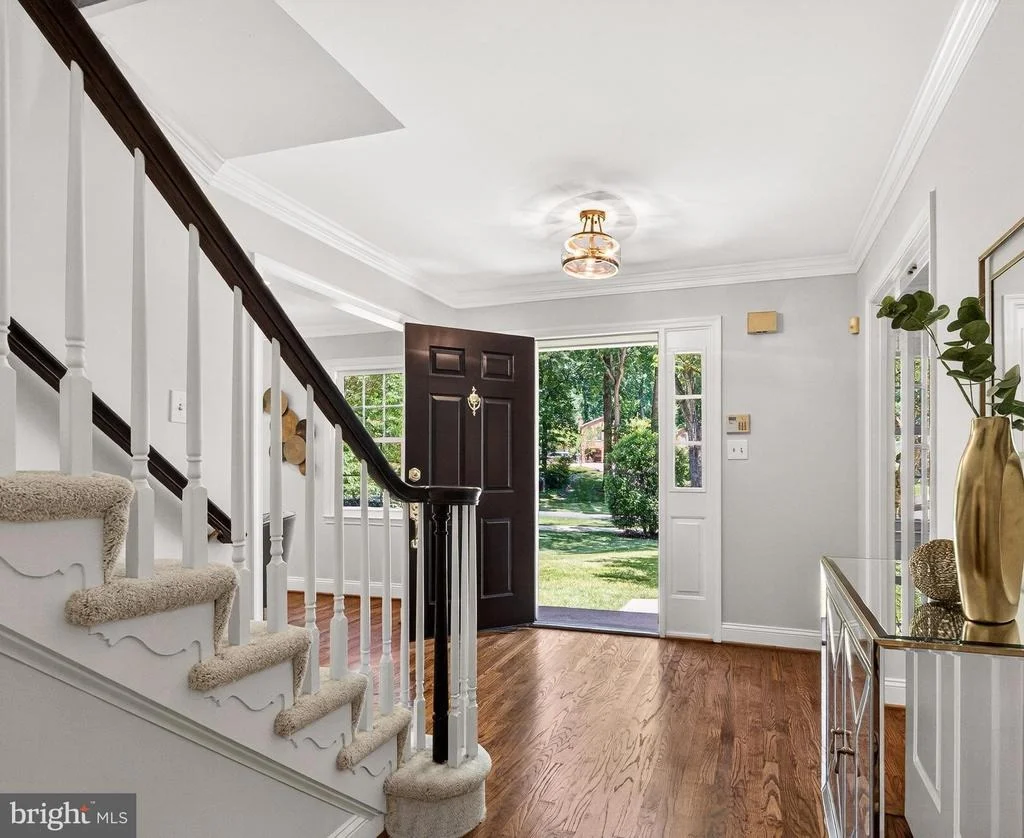 Photo of 1808 BATTEN HOLLOW ROAD