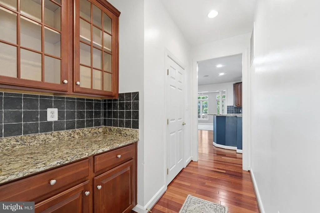 Photo of 2148 CHESTNUT LANE