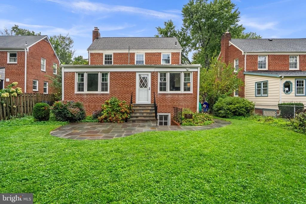 Photo of 9407 SEMINOLE STREET