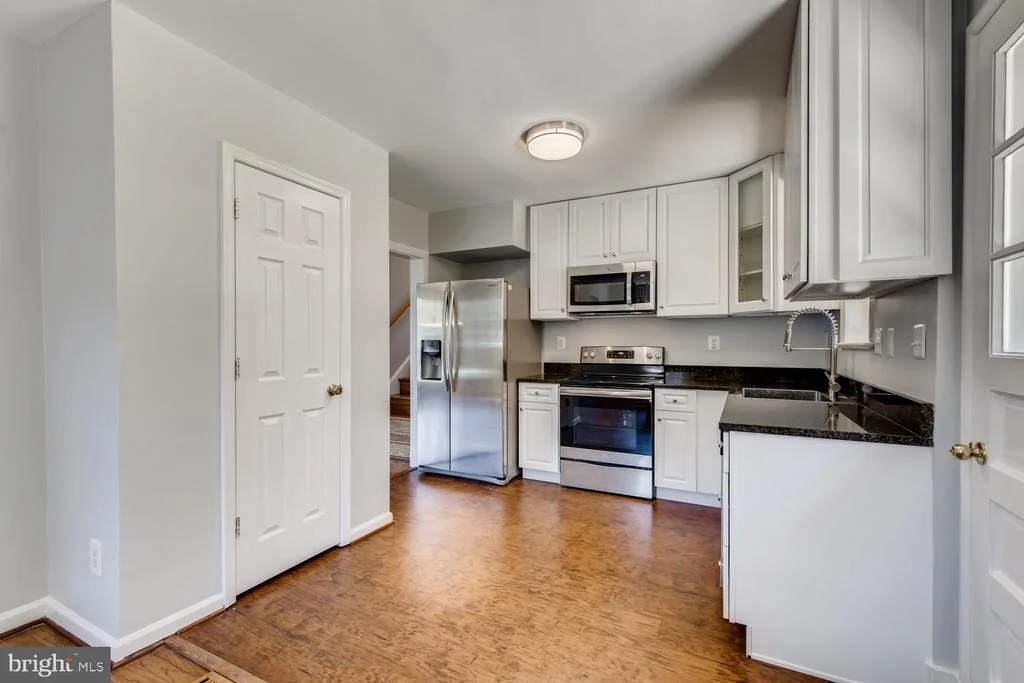 Photo of 706 VENICE DRIVE