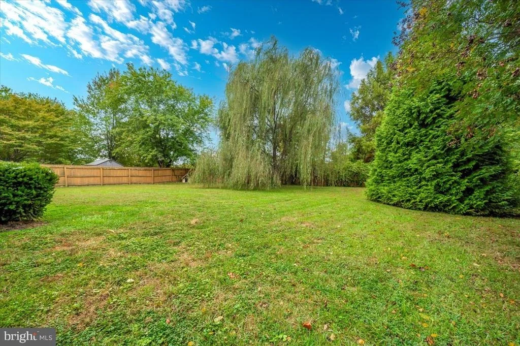 Photo of 8413 MOUNTAIN LAUREL LANE