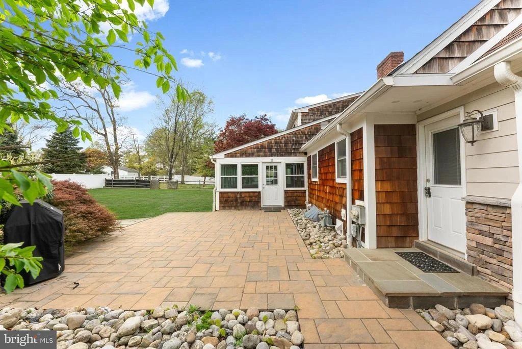 Photo of 682 WHIRLAWAY DRIVE