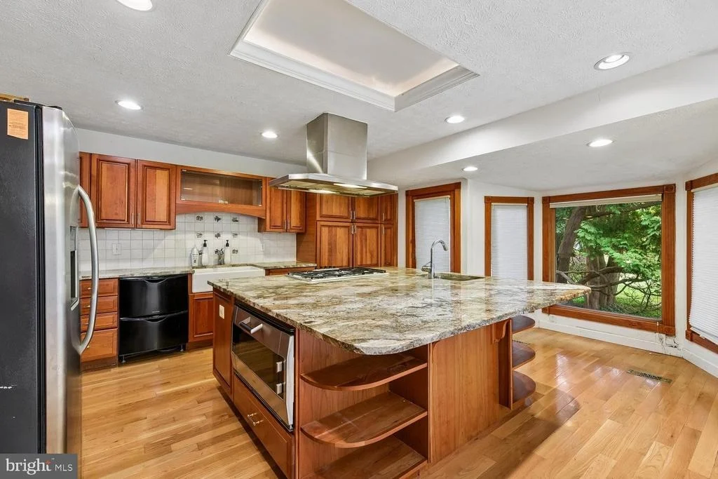 Photo of 7933 STEVENSON ROAD