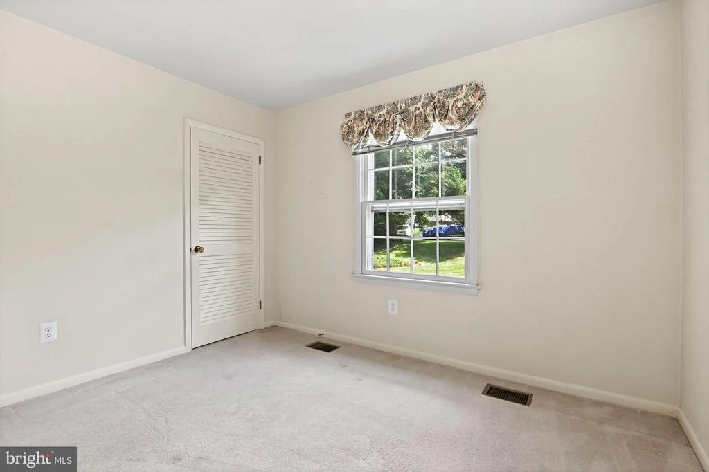 Photo of 3142 SEARSMONT PLACE