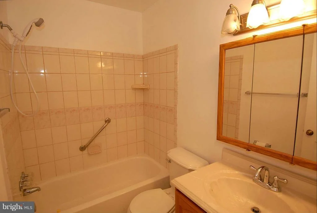 Photo of 5 FULLVIEW COURT