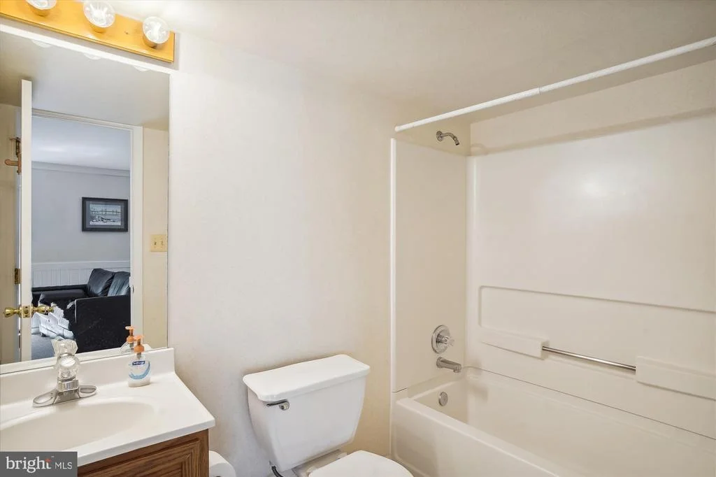 Photo of 24824 SHOWBARN CIRCLE