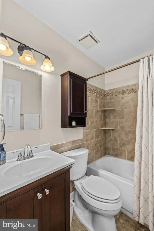 Photo of 9757 TURNBUCKLE DRIVE