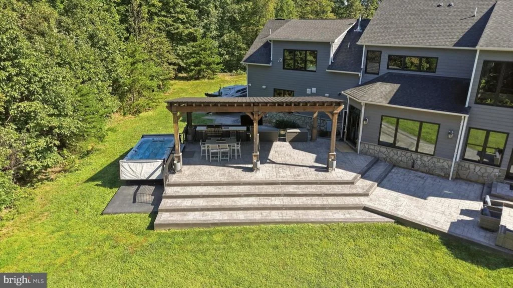 Photo of 40957 WAXWING DRIVE