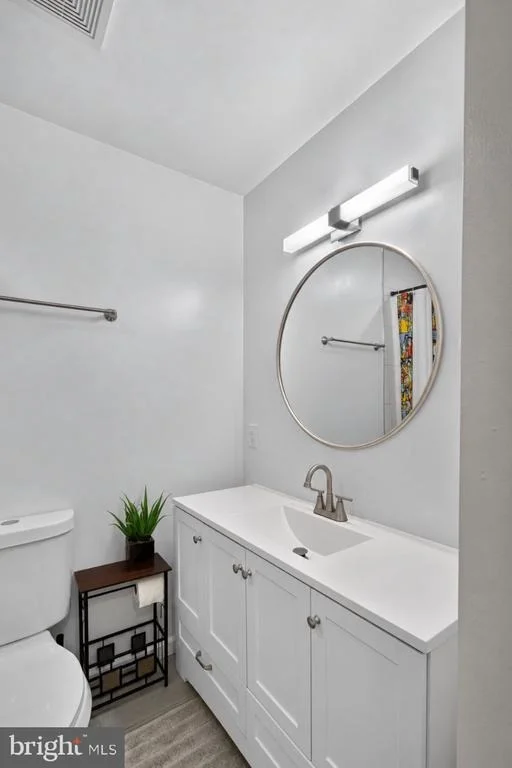 Photo of 7809 GAMBIER DRIVE