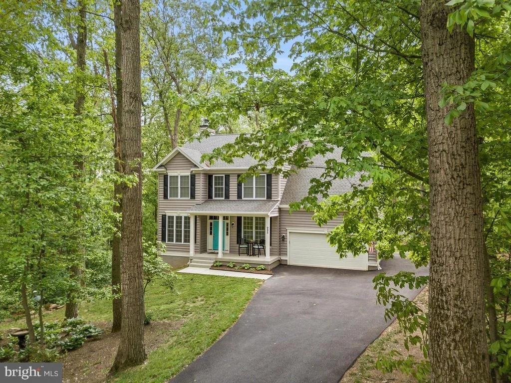 Photo of 995 WILDA DRIVE