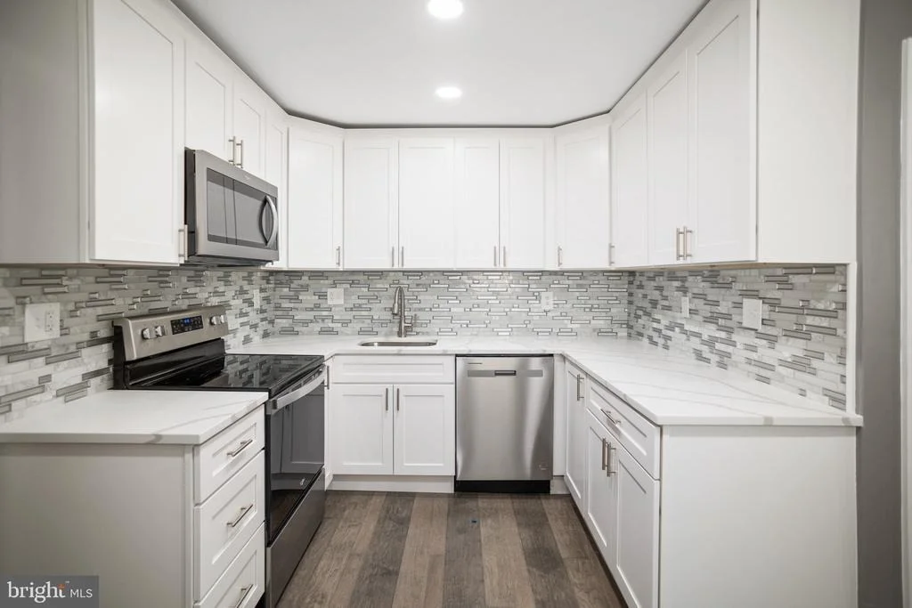 Photo of 8236 CORNWALL ROAD