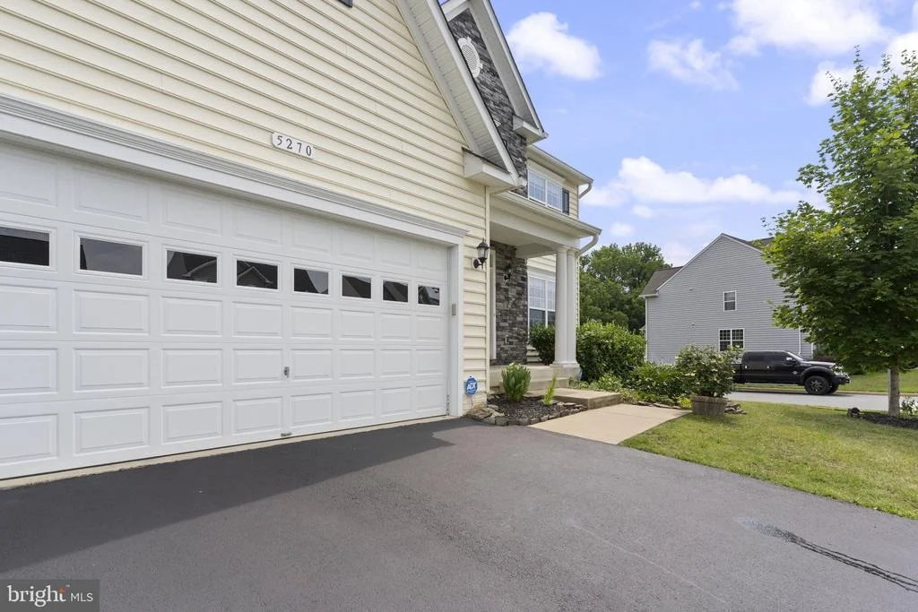 Photo of 5270 LONGBOW ROAD