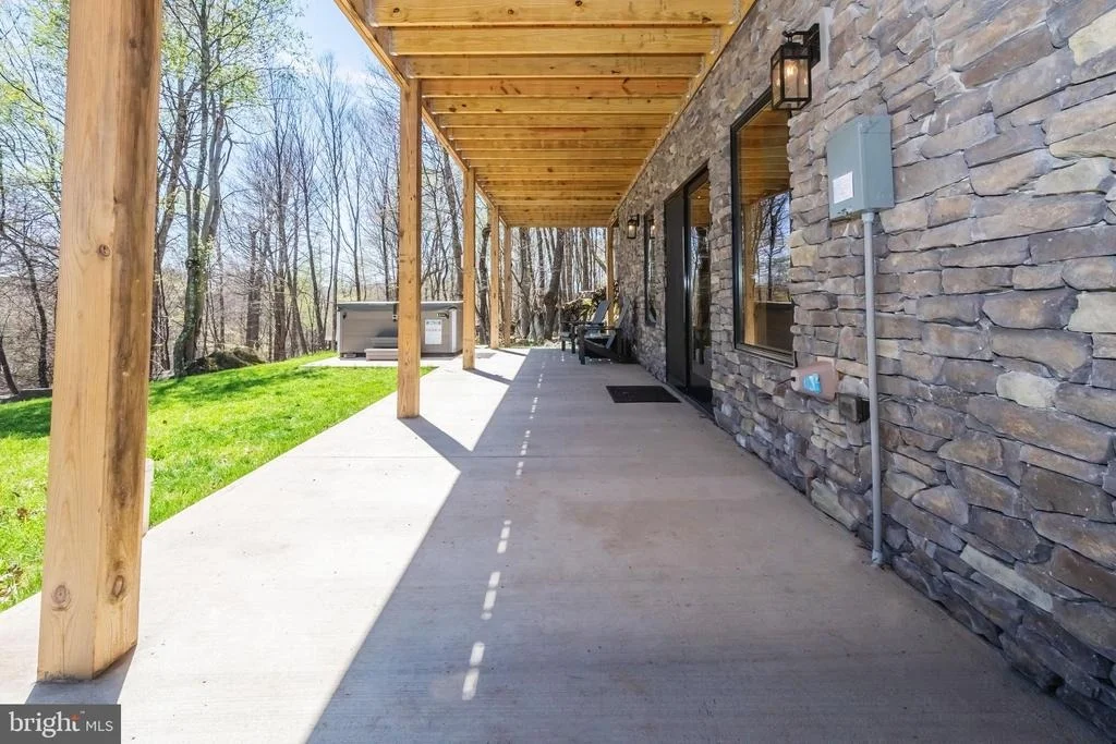 Photo of 94 SANDY VIEW COURT