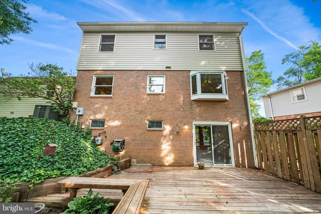 Photo of 8522 FAIRBURN DRIVE