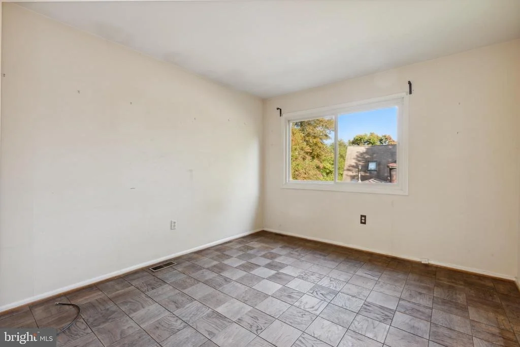 Photo of 18700 CONSIDINE DRIVE