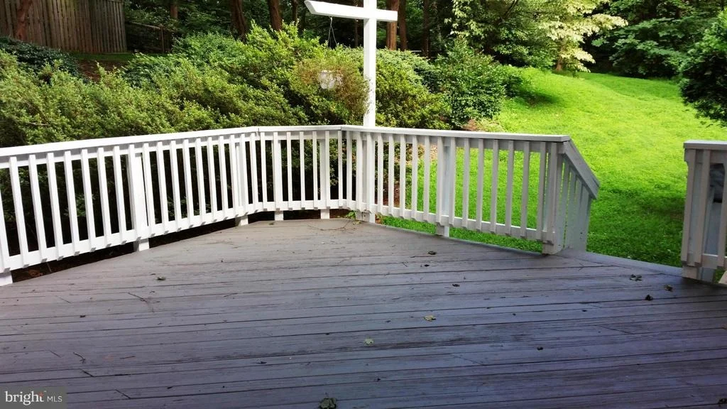 Photo of 9544 LOCUST HILL DRIVE