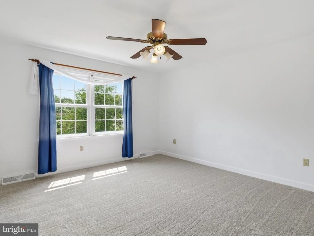 Photo of 123 SHERRIS WAY