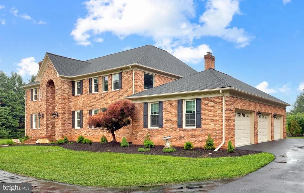 Photo of 517 SENECA ROAD