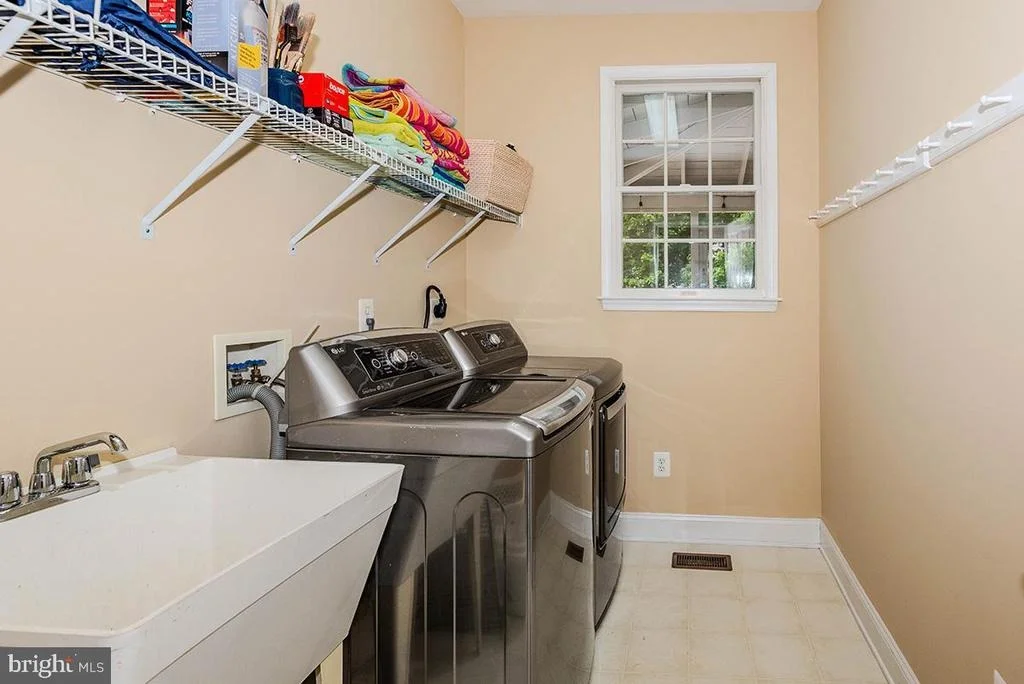 Photo of 1651 TRAWLER LANE