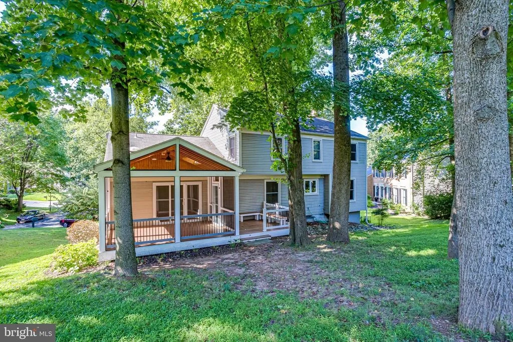 Photo of 11300 CLASSICAL LANE