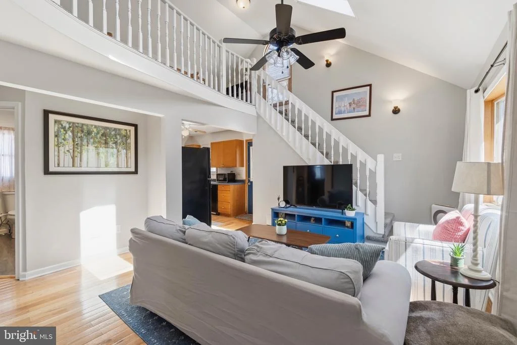 Photo of 171 FAIRFAX DRIVE