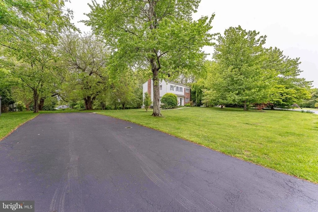 Photo of 1239 UPTON CIRCLE