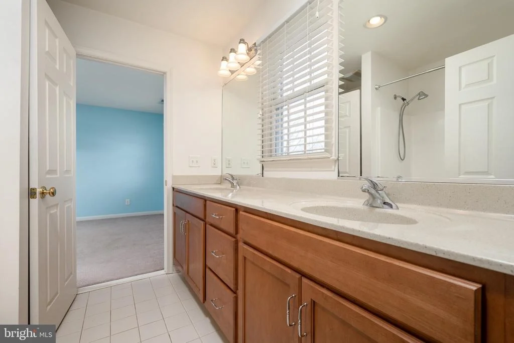 Photo of 196 WILLOW OAK AVENUE