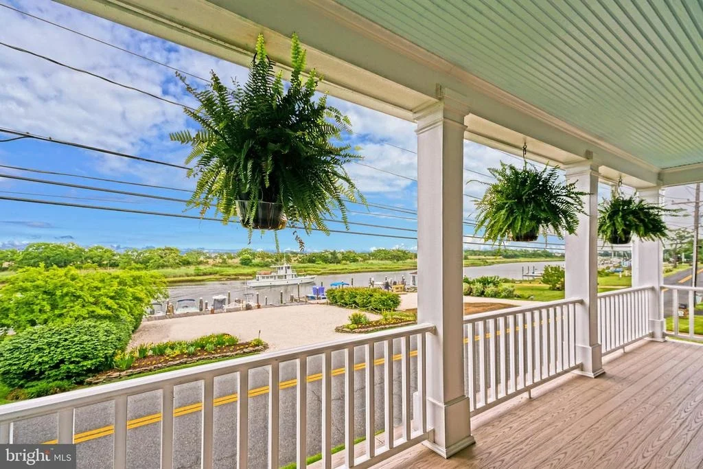 Photo of 558 PILOTTOWN ROAD
