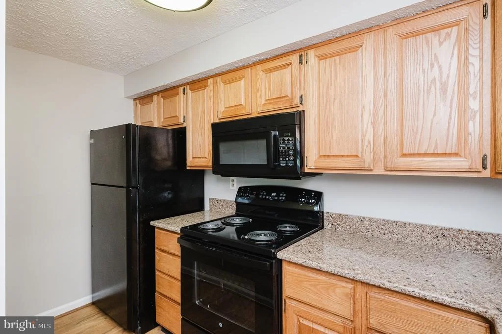Photo of Unit 207J at 207 OAK LEAF CIRCLE