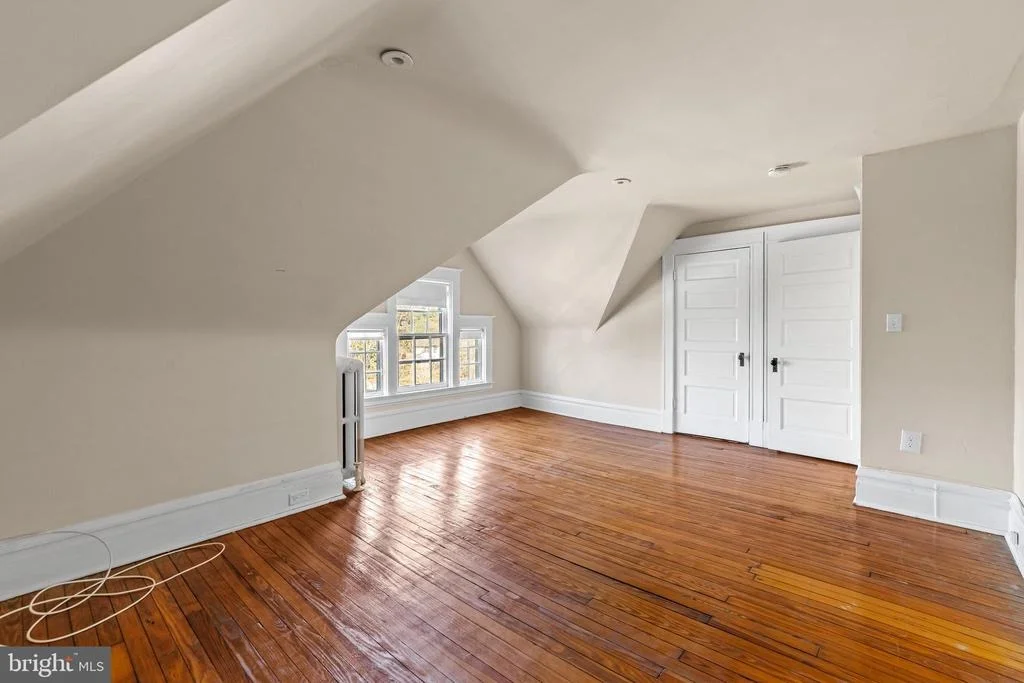 Photo of 225 HAWTHORNE ROAD
