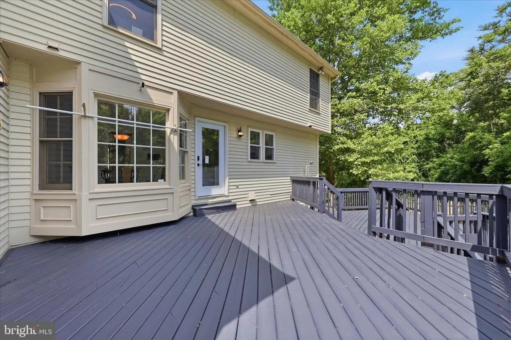 Photo of 6135 FIELDCREST COURT