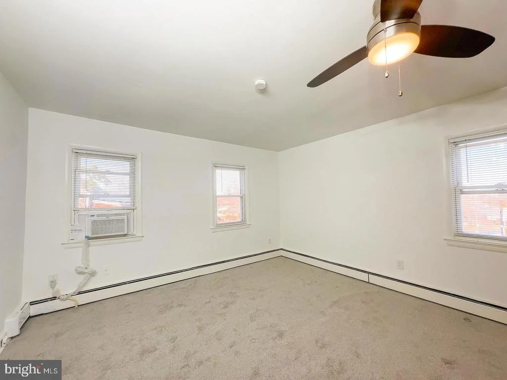 Photo of 1106 45TH PLACE SE