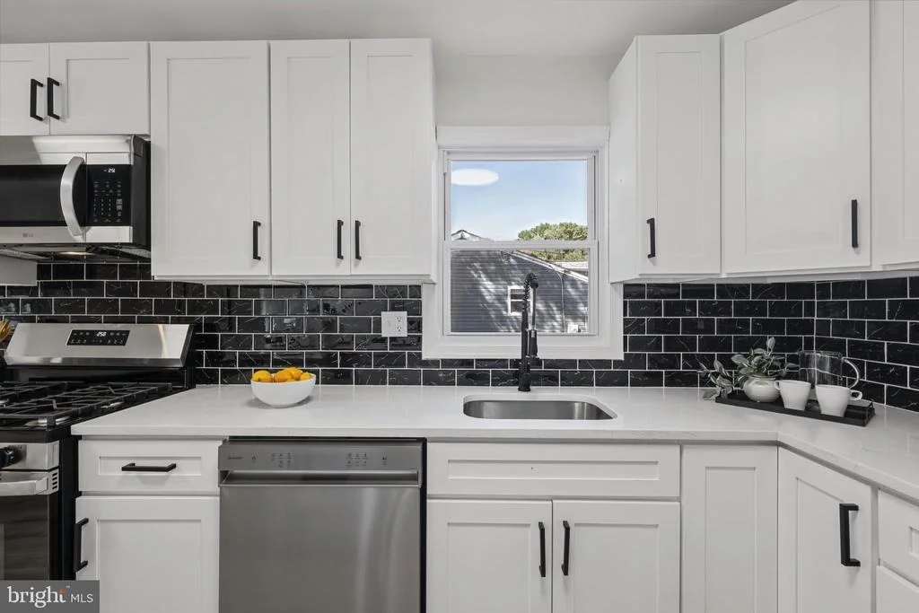 Photo of 15 PENNY LANE