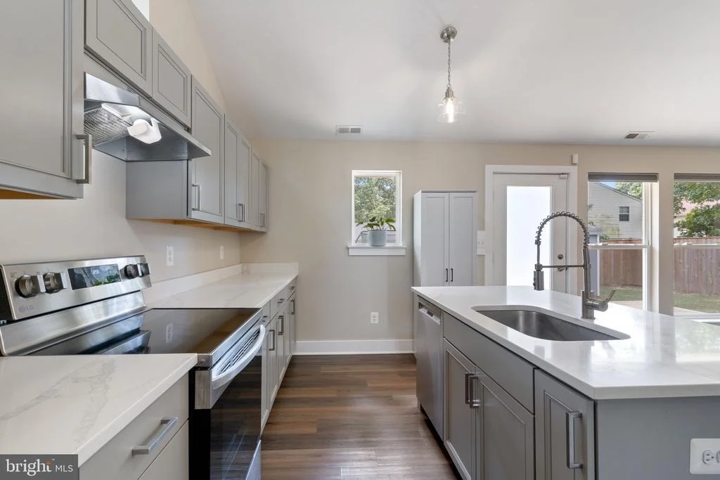 Photo of 508 SKYVIEW DRIVE