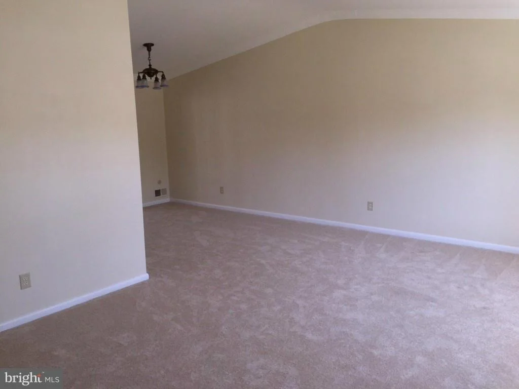 Photo of 2611 SILVERDALE DRIVE