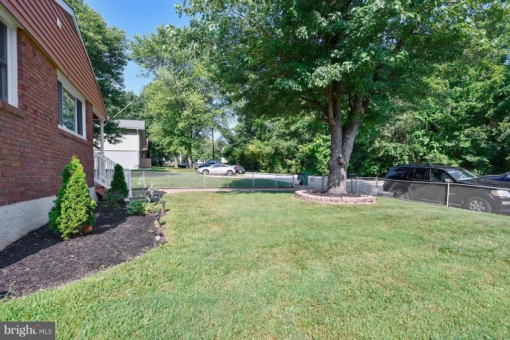 Photo of 3213 LILY AVENUE