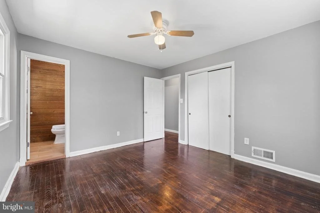 Photo of 8816 SAUNDERS LANE