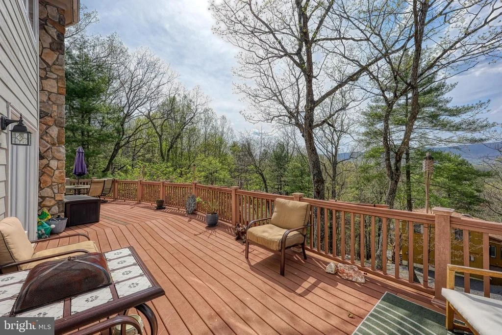 Photo of 167 WILLIAMS LANE
