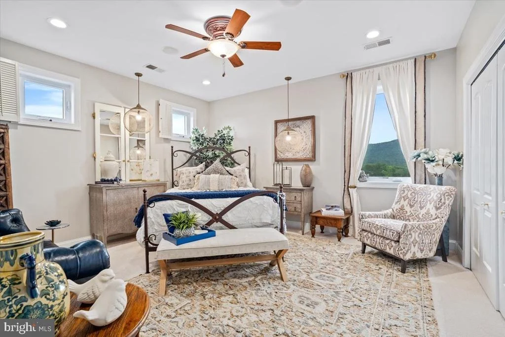 Photo of 10110 EASTERDAY COURT