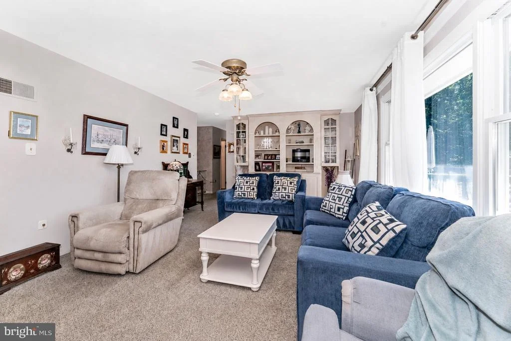 Photo of 6213 WHITE OAK DRIVE