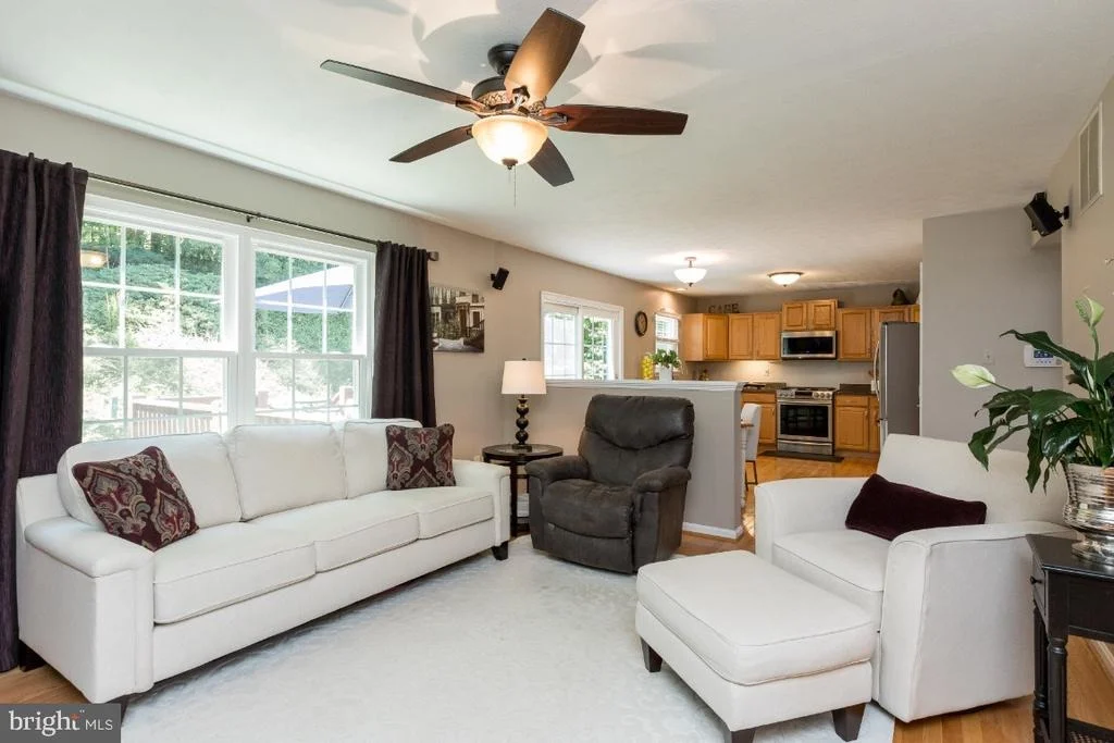 Photo of 4062 LOMAR DRIVE