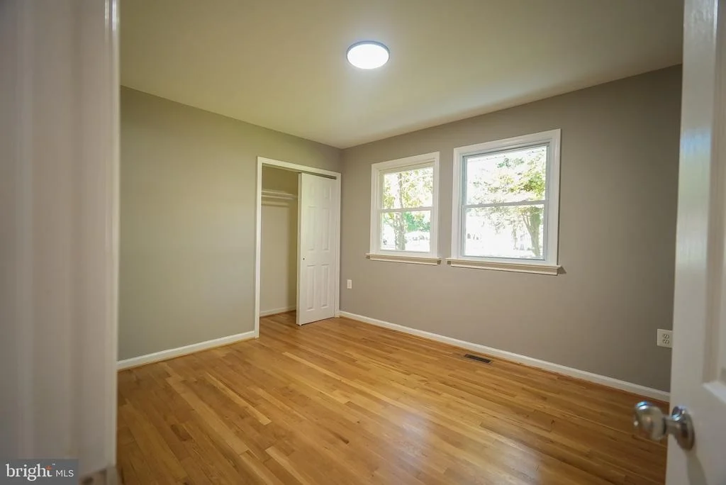 Photo of 4150 BARRETT