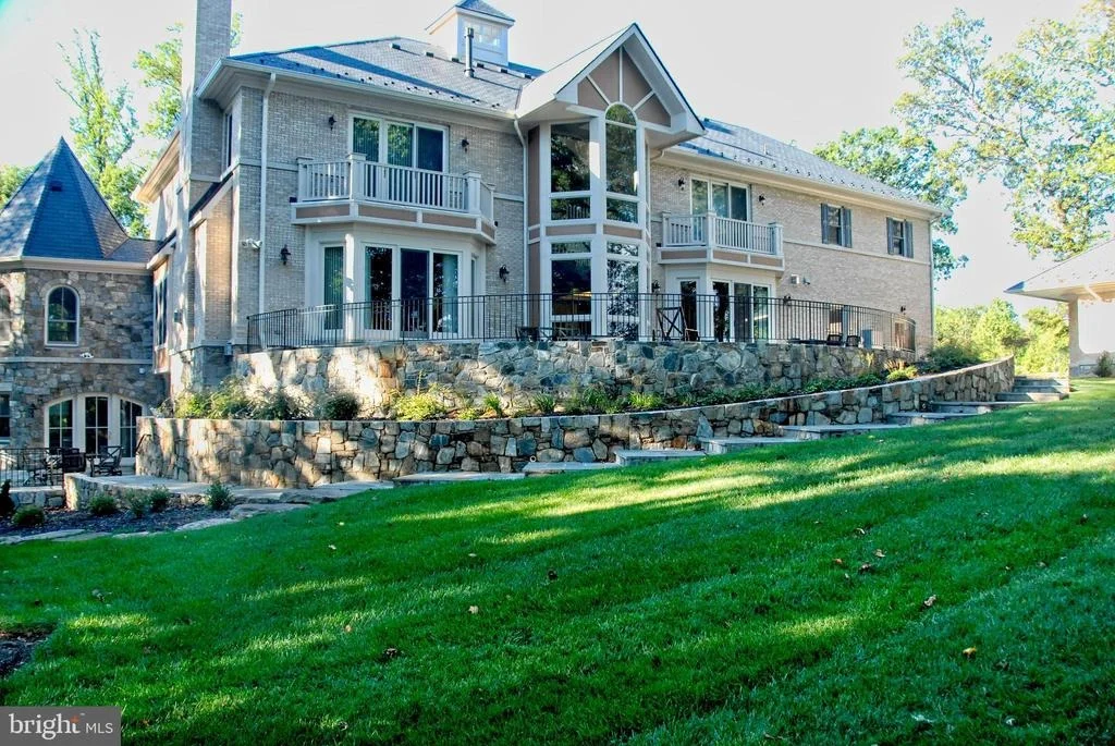 Photo of 40436 BEACON HILL DRIVE