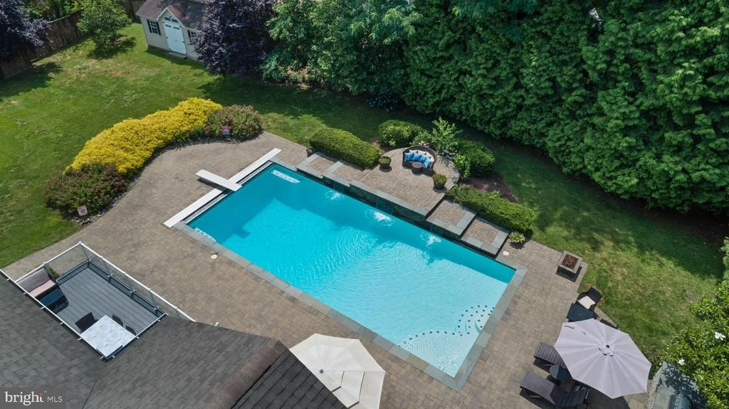 Photo of 3325 COX ROAD