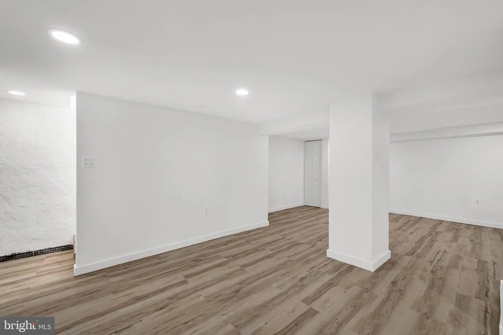 Photo of 710 SILVER SPRING AVENUE