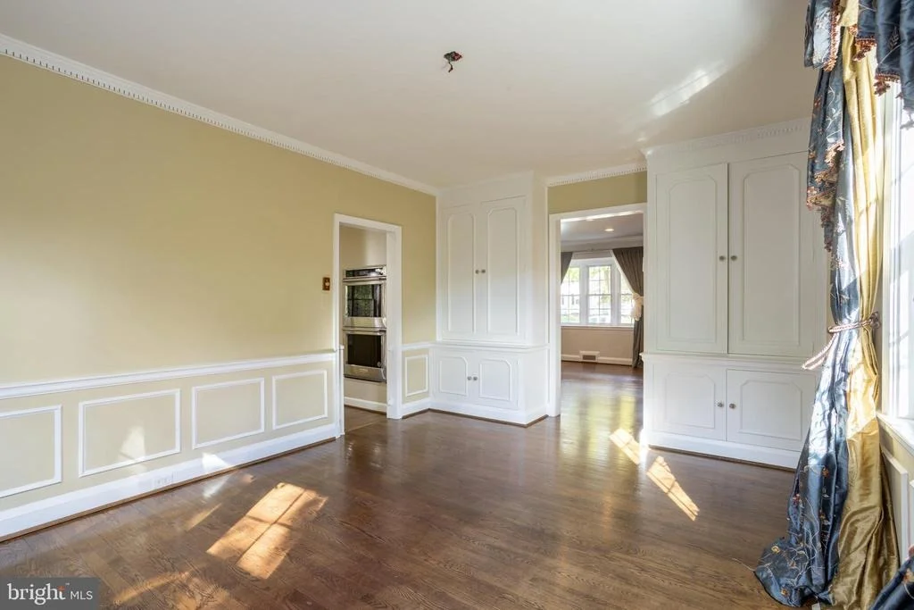Photo of 3306 LABYRINTH ROAD
