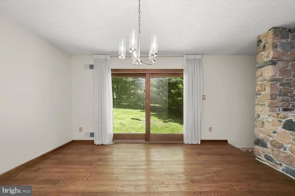 Photo of 13922 WAYSIDE DRIVE