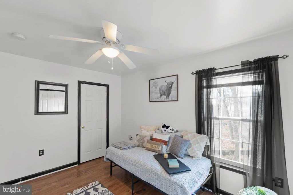 Photo of 1105 HENRY DRIVE